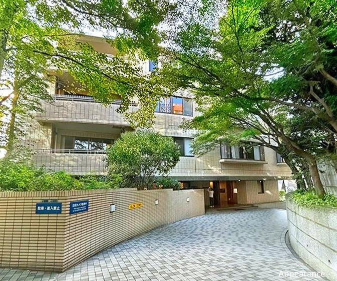 Victoria Court East